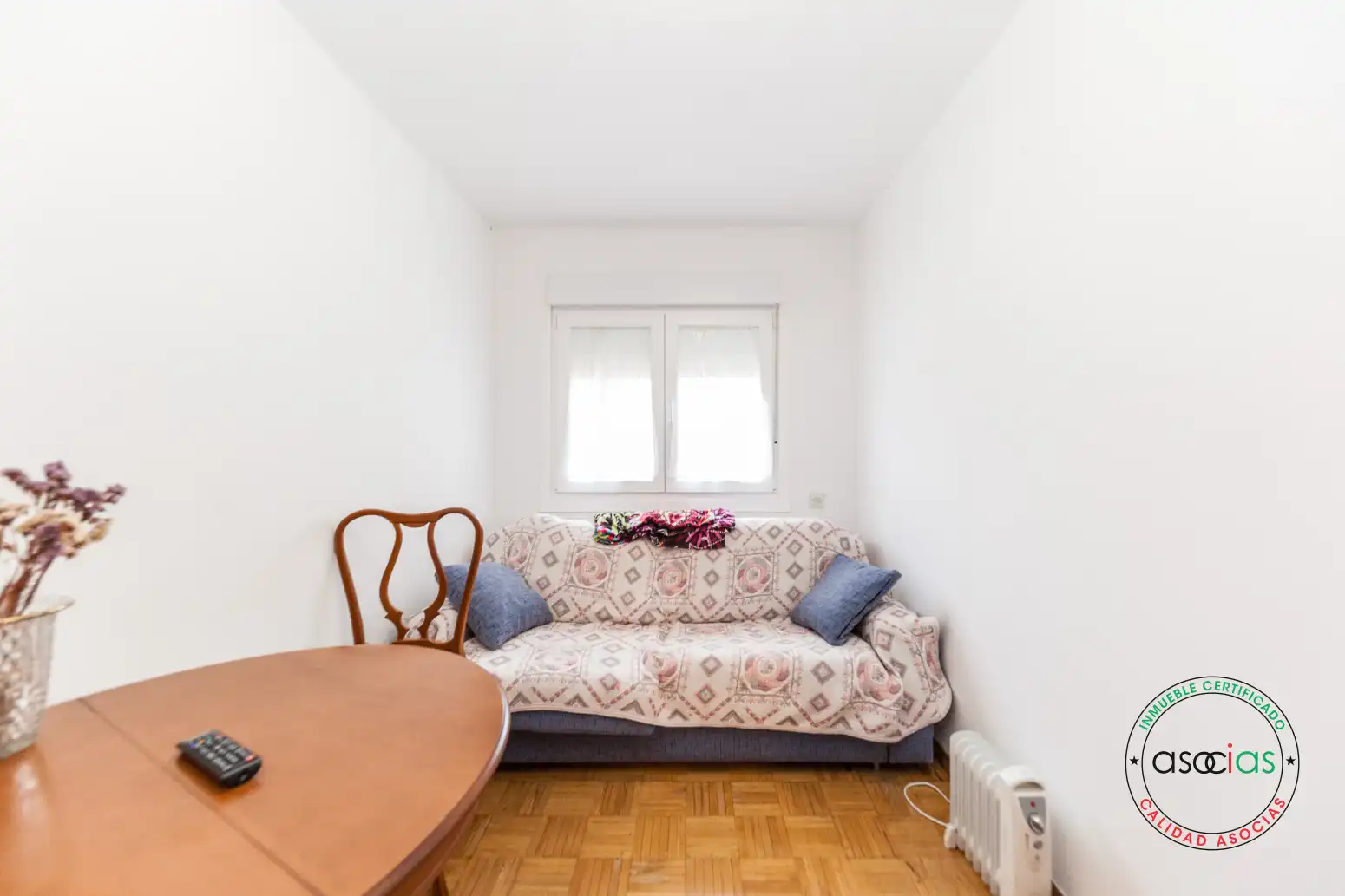 Habitación de Piso en venta en Gijón  con Parquet y Trastero