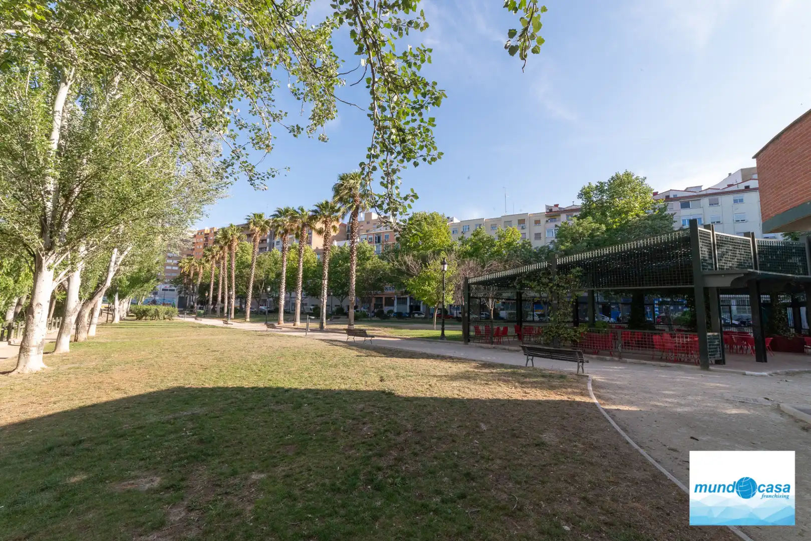Vista exterior de Dúplex en venda en Zaragoza amb Aire condicionat, Calefacció i Forn