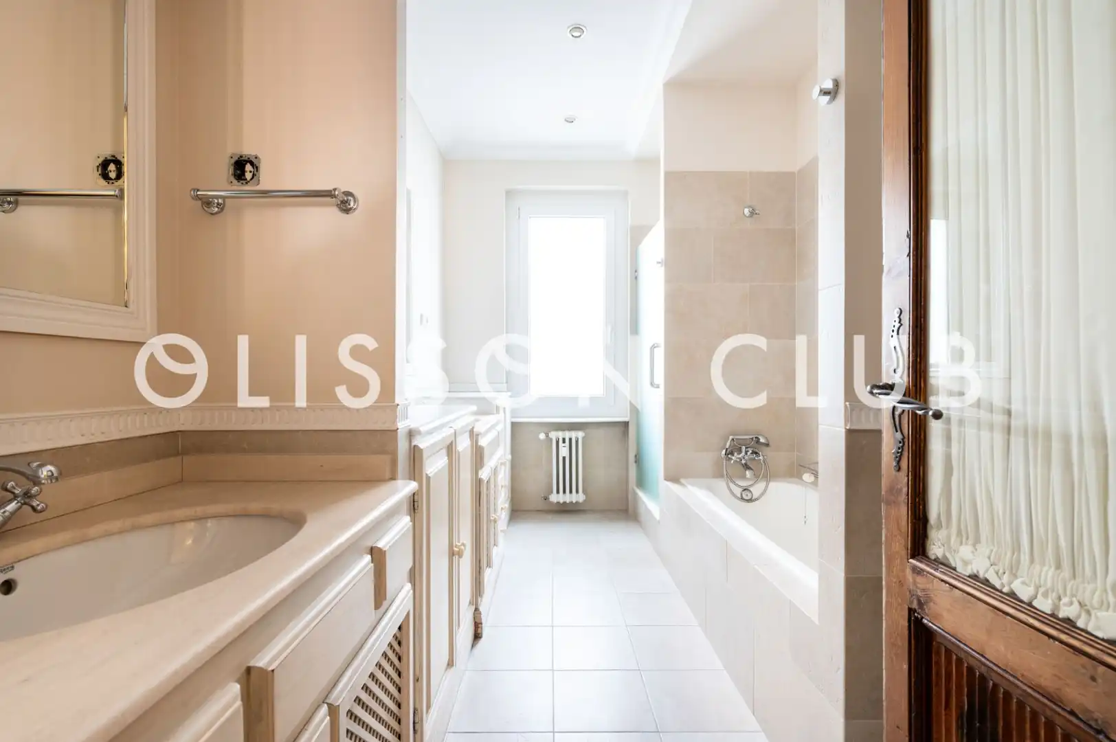 Baño de Piso en venta en Madrid con Aire acondicionado, Calefacción y Terraza