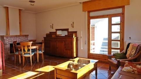 Foto 3 de Casa adosada en venda a San Roque, 50, Hontoria del Pinar, Burgos