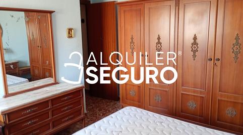 Foto 3 de Piso de alquiler en Calzada de la Trinidad, Los Castillejos - La Trinidad, Málaga Capital