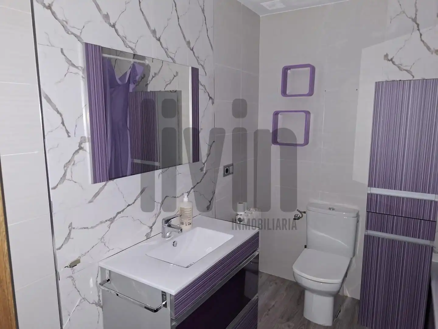 Bathroom of Flat for rent in Jaén  with Air Conditioner, Heating and Furnished
