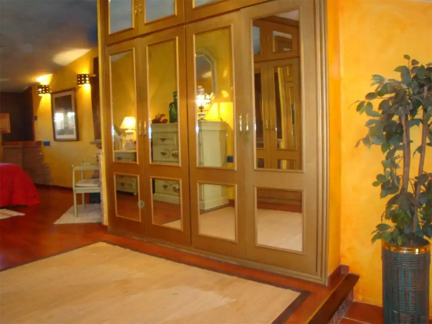 Apartamento de alquiler en Granada con Parquet, Trastero y Amueblado
