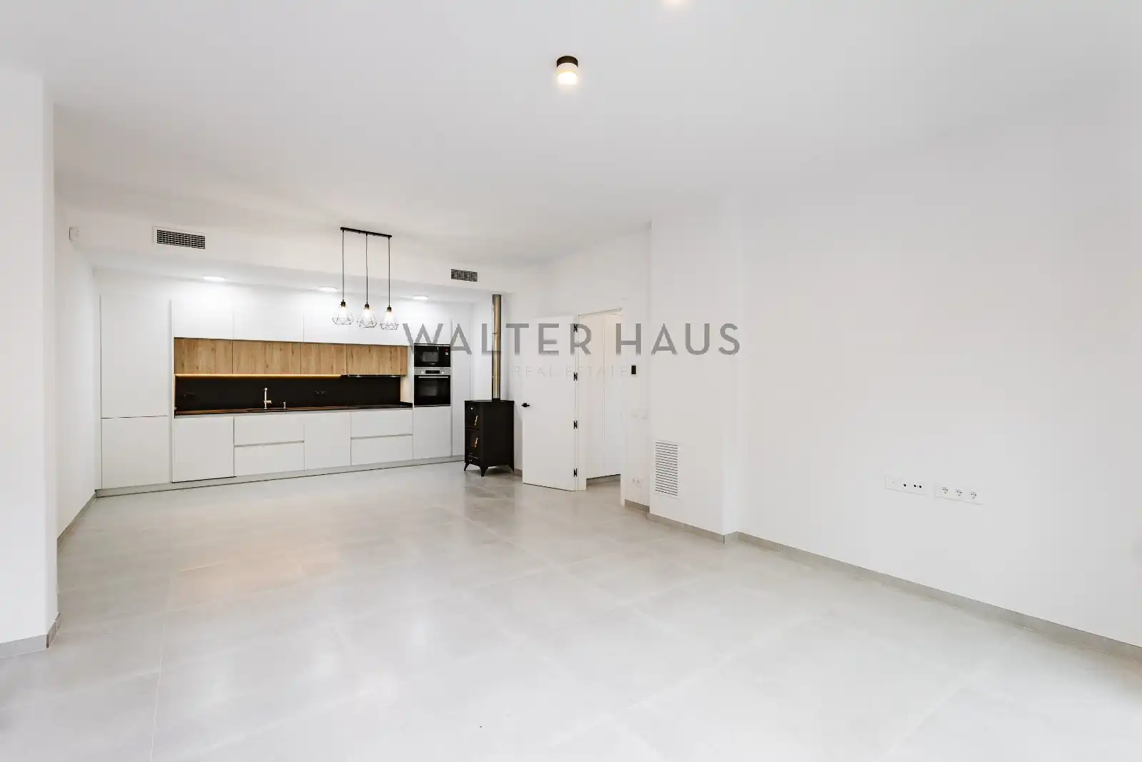 Chalet con piscina en venta en Carrer del Montsià, imagen 6