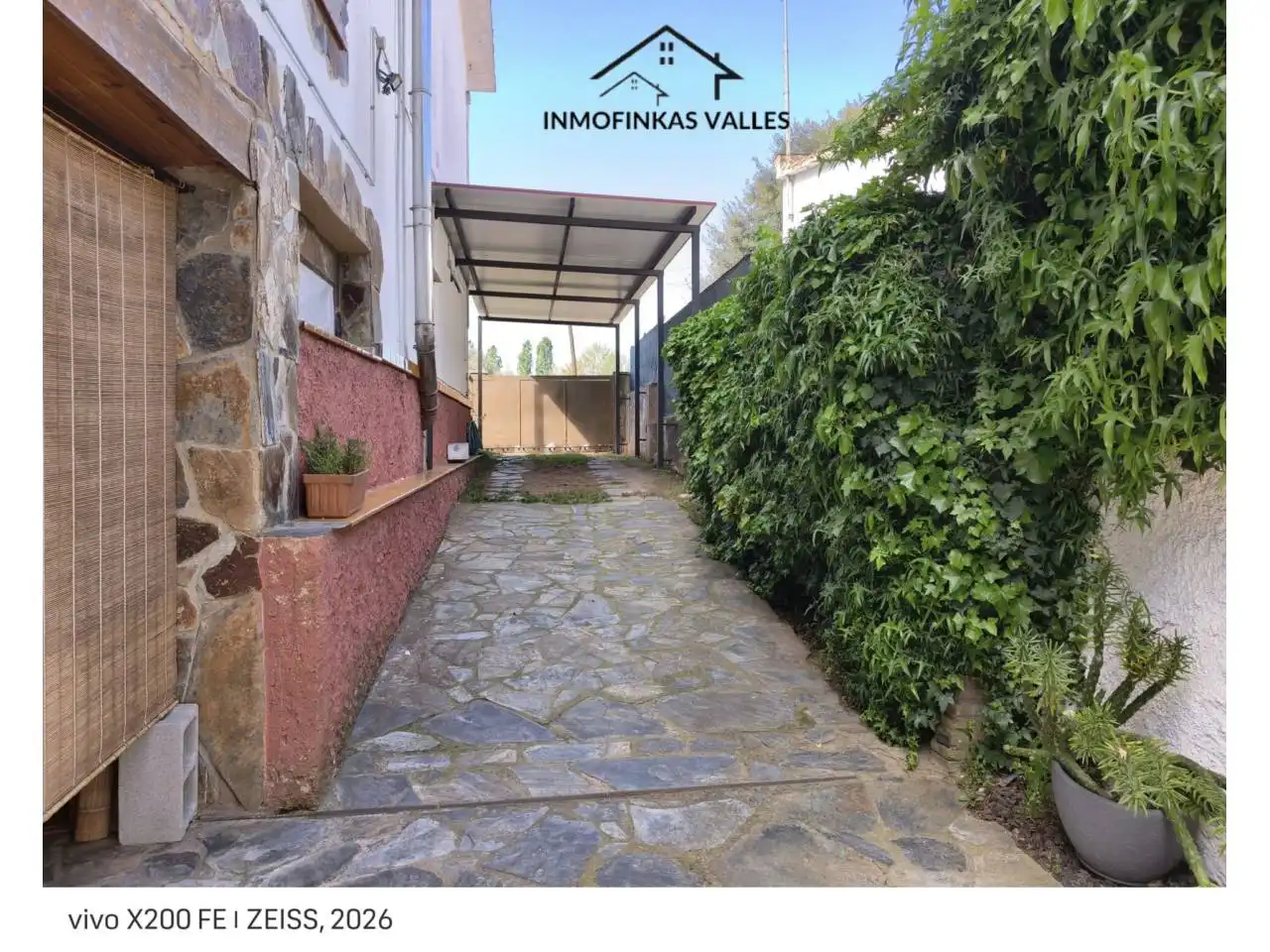 Exterior view of Houses for sale in Santa Eulàlia de Ronçana  with Air Conditioner, Heating and Private garden