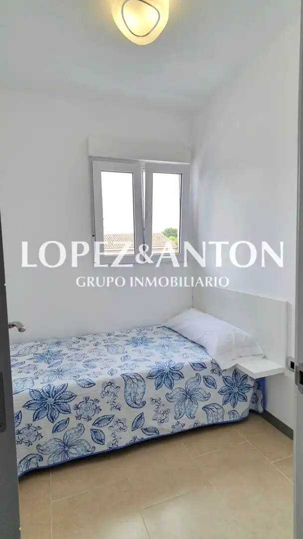 Bedroom of Houses for sale in L'Eliana  with Air Conditioner, Heating and Private garden