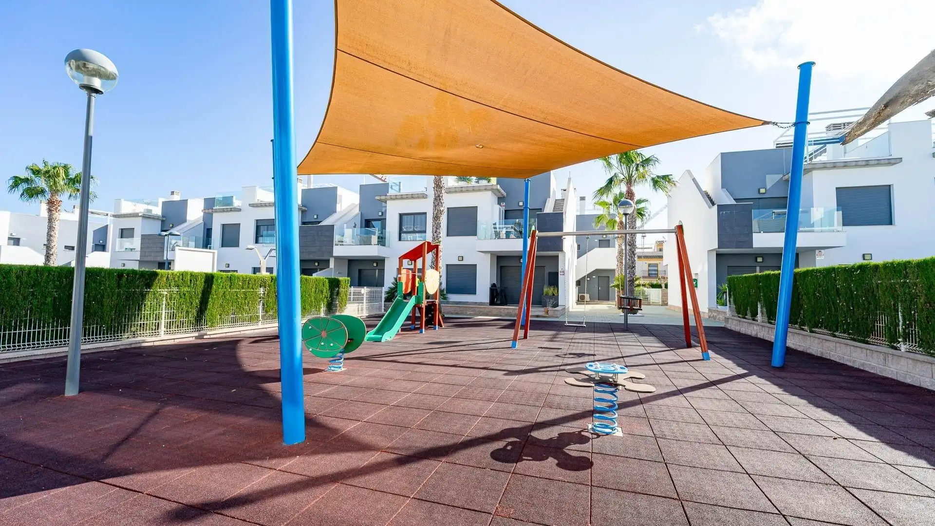 Terraza de Casa o chalet en venta en Pilar de la Horadada con Jardín privado, Trastero y Amueblado