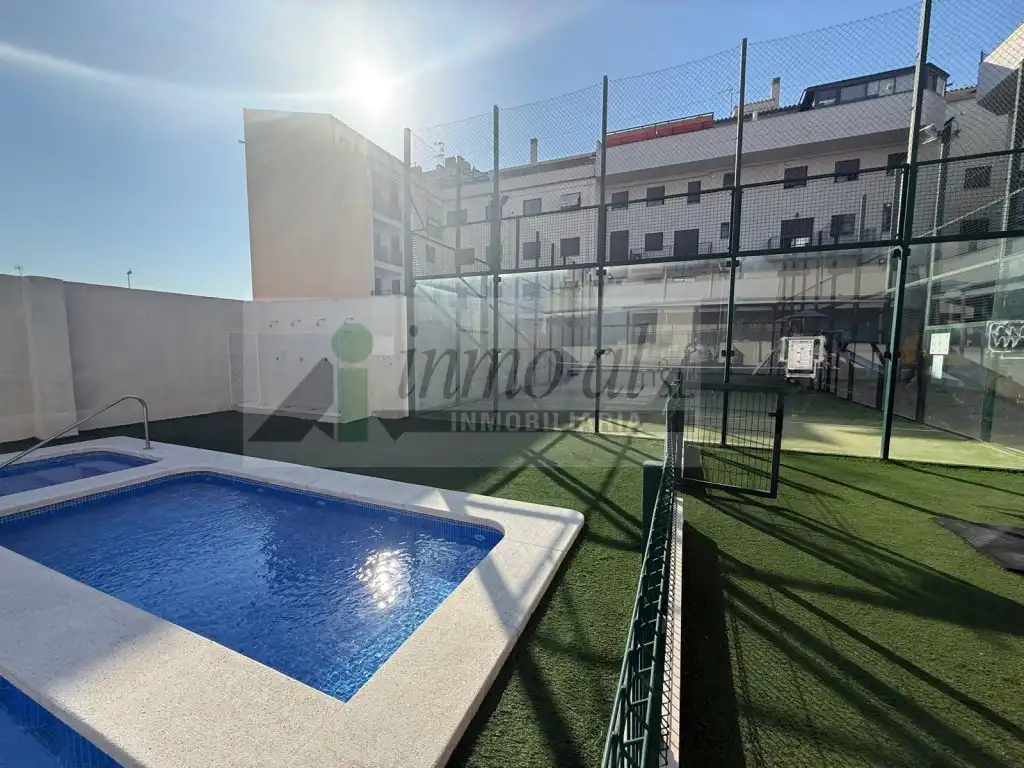 Piscina de Ático en venta en Almazora / Almassora con Terraza y Balcón
