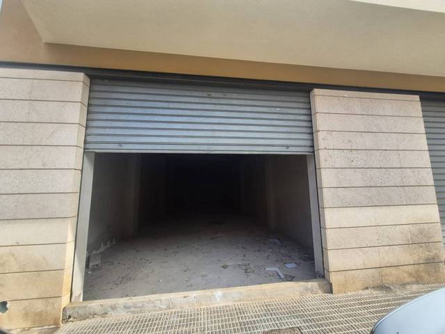 Local comercial en Alquiler en C. Pascual Luis Garcia Bernabe en Catral