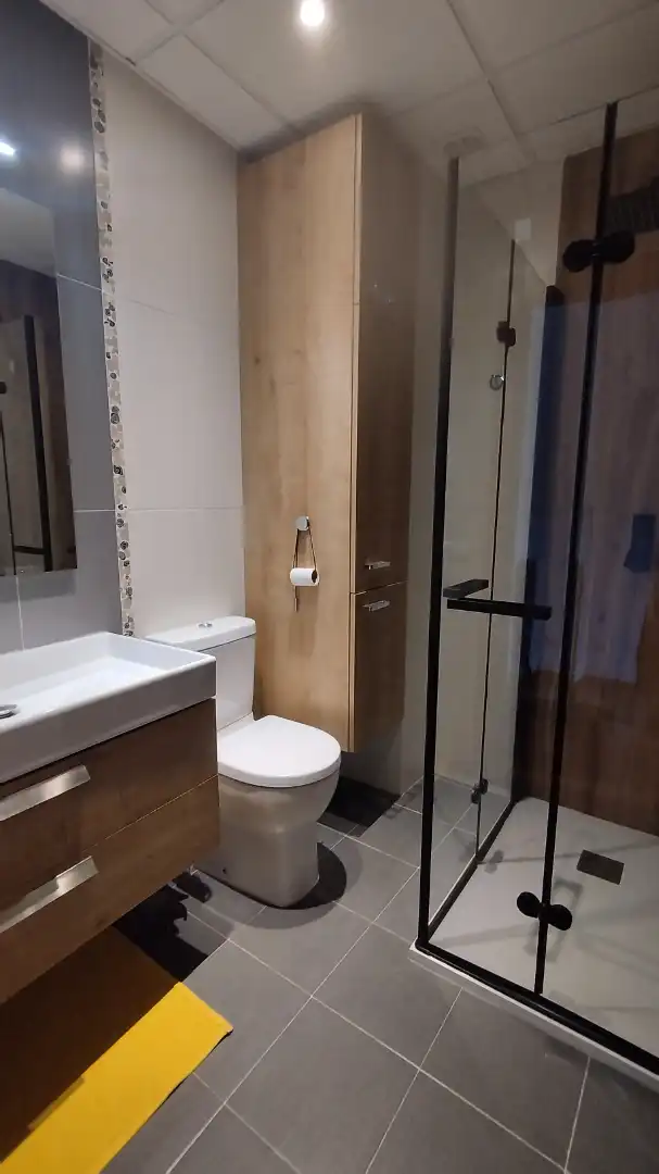 Bathroom of Flat for sale in Huesca  with Air Conditioner and Heating