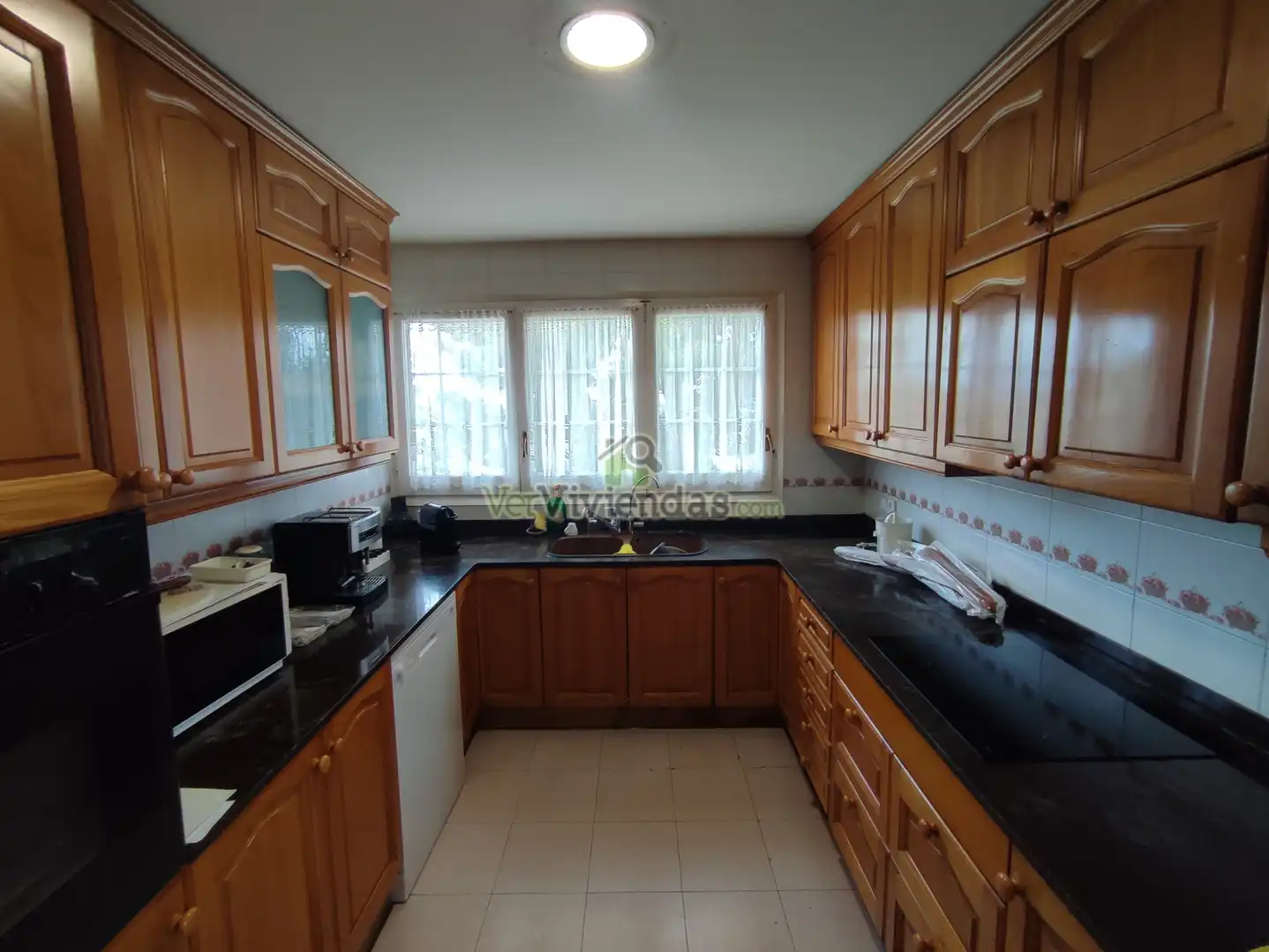 Cocina de Casa o chalet en venta en Gelida con Aire acondicionado, Calefacción y Jardín privado