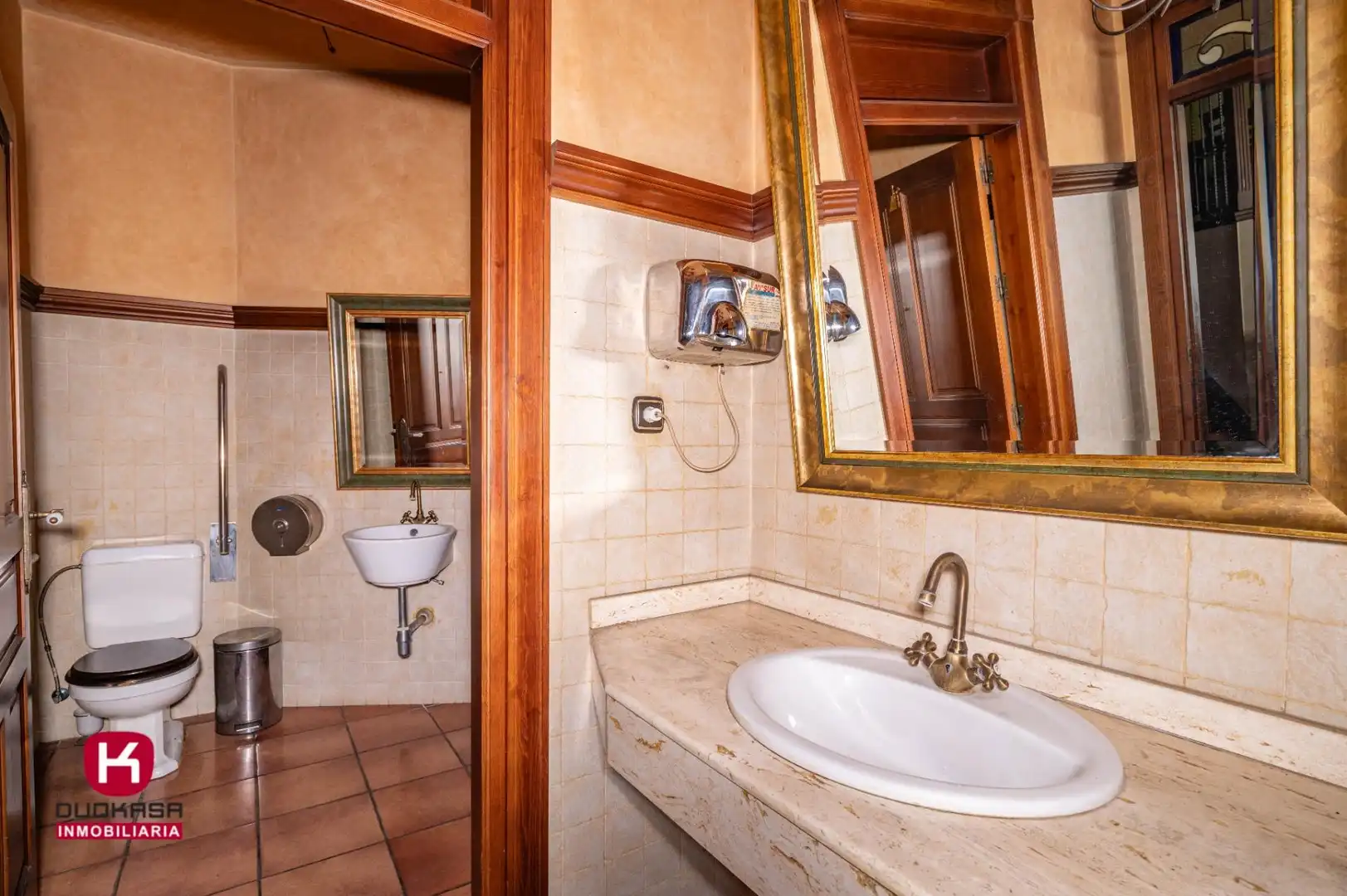 Local en venta en Calle de Granada, Ogíjares
