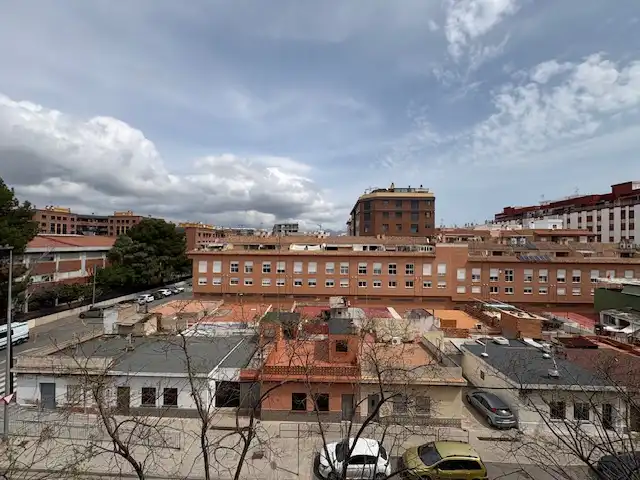Außenansicht von Wohnung zur Miete in Castellón de la Plana / Castelló de la Plana mit Klimaanlage, Möbliert und Ofen