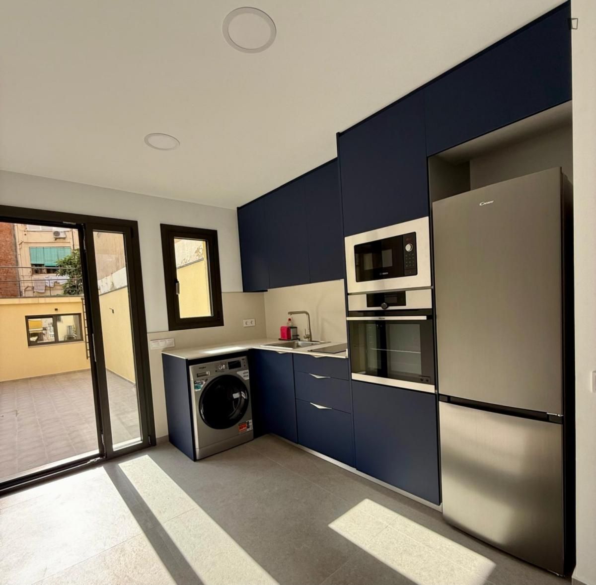 Cuina de Apartament de lloguer en  Barcelona Capital amb Aire condicionat, Calefacció i Moblat