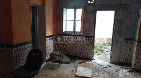 Foto 5 de Casa adosada en venta en C. Manzanares, Sanlúcar la Mayor, Sevilla