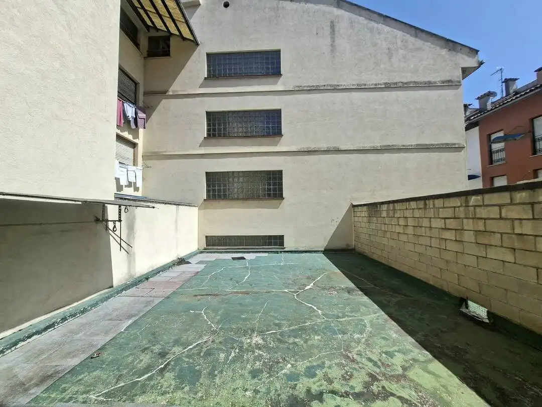 Vista exterior de Pis en venda en Durango amb Calefacció i Terrassa