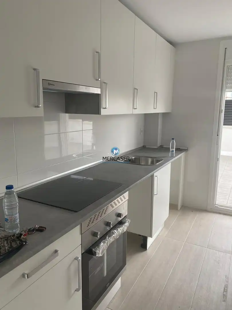 Kitchen of Flat for rent in Meco  with Storage room and Community pool