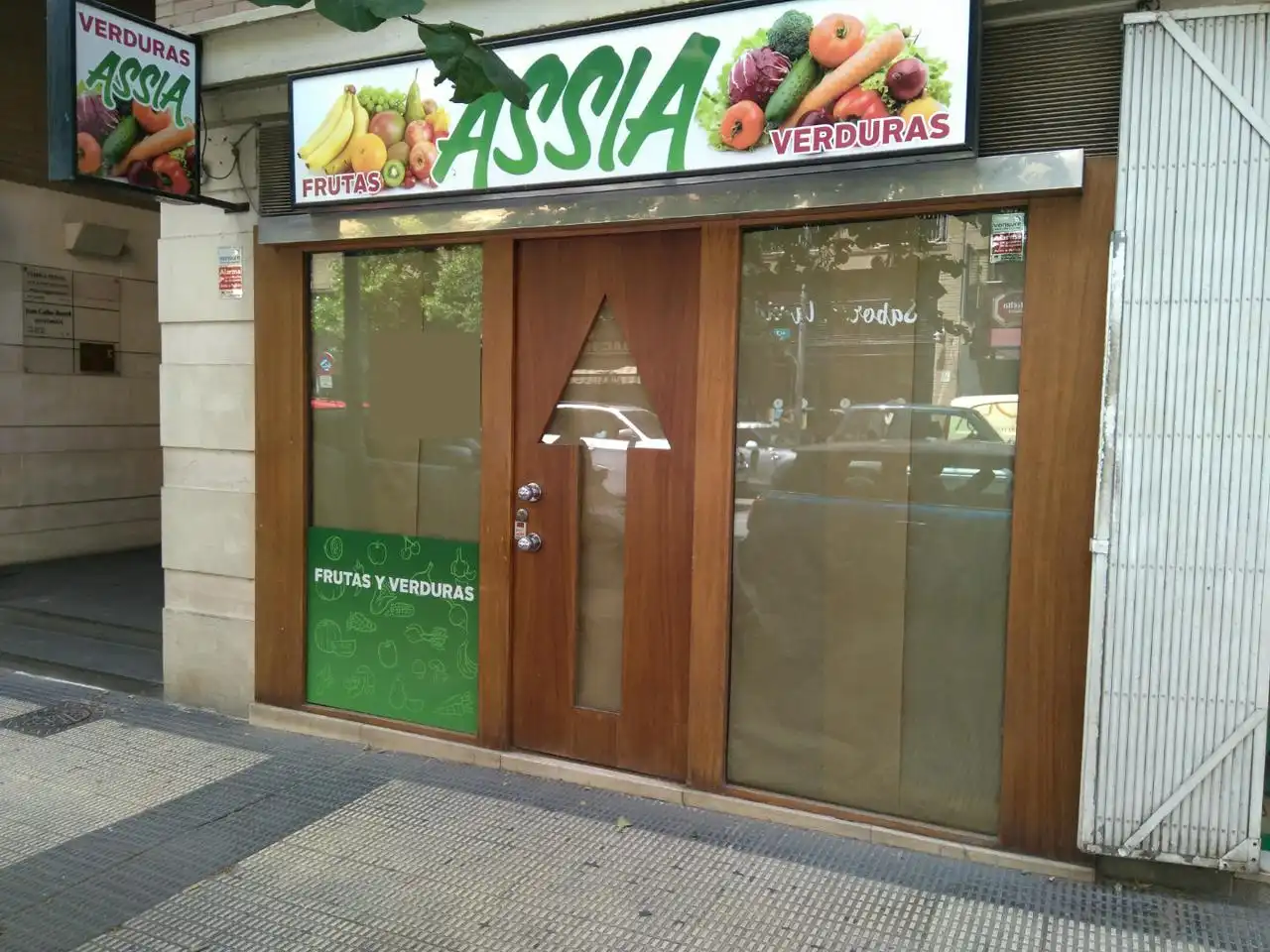 Local comercial de lloguer a Los Olivos, imagen 11