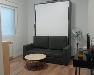 Living room of Study to rent in  Madrid Capital  with Air Conditioner and Heating