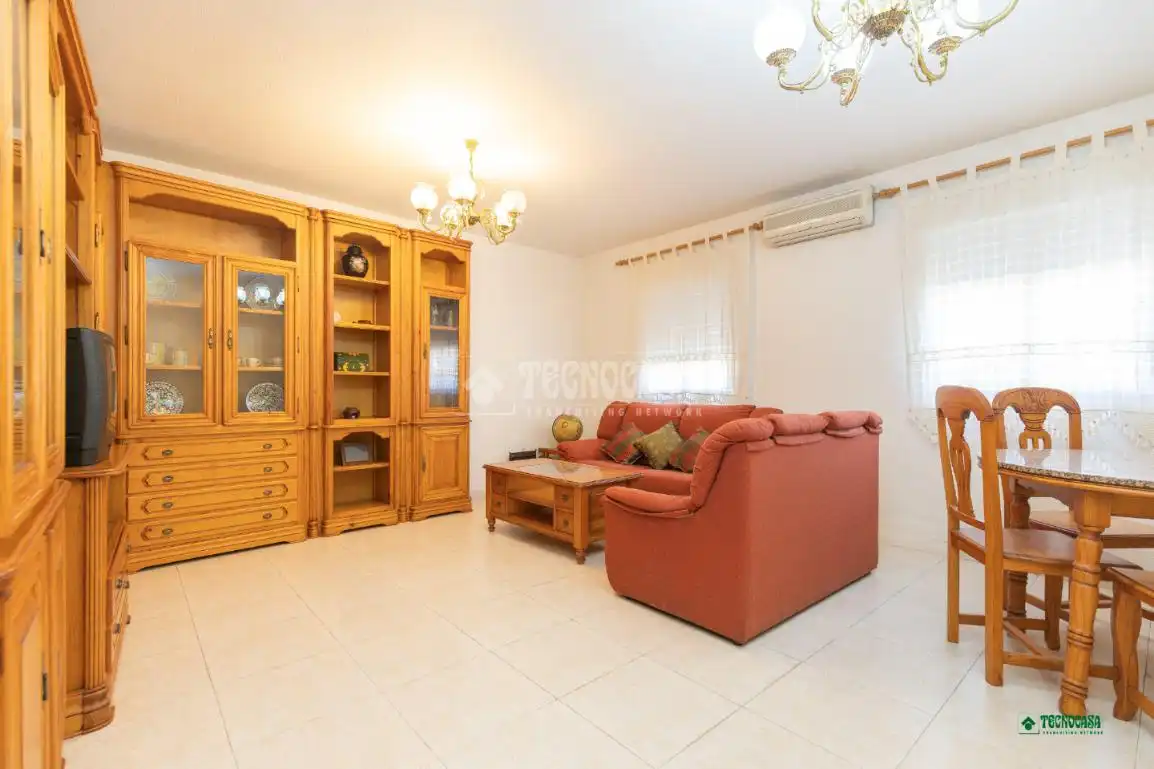 Sala de estar de Piso en venta en Almería con Trastero