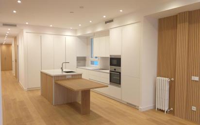 Kitchen of Flat for sale in  Madrid Capital  with Air Conditioner