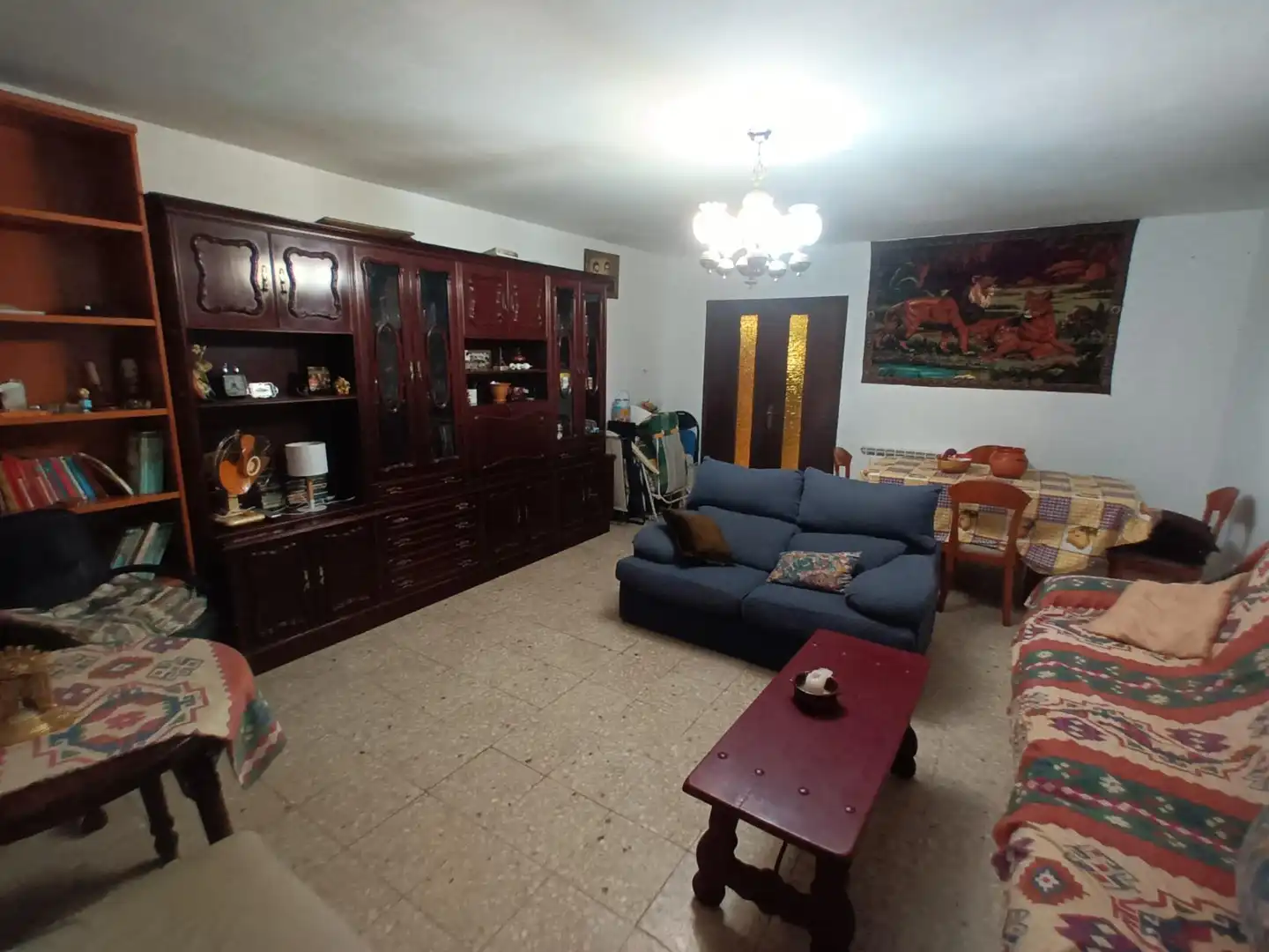 Sala d'estar de Casa o xalet en venda en Hontoba amb Calefacció, Jardí privat i Terrassa
