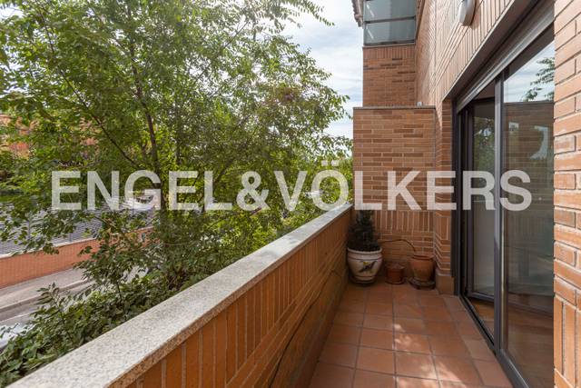 Apartamento en Alquiler en Cabellera de Berenice en Valdemarín