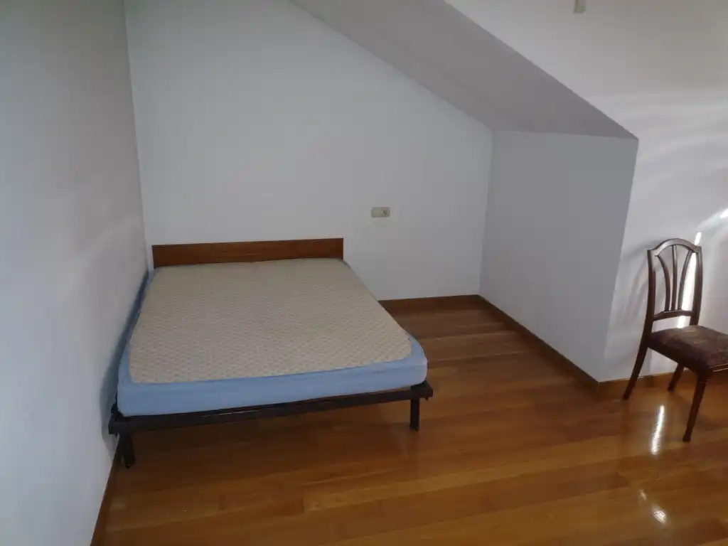 Dormitori de Casa o xalet en venda en Toral de los Vados