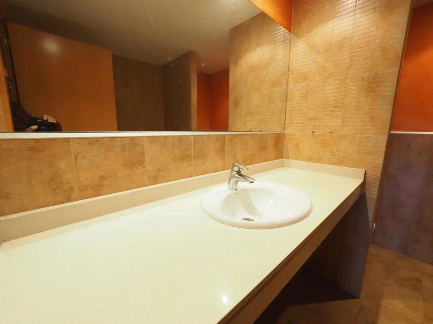 Baño de Piso en venta en Cerdanyola del Vallès con Calefacción, Parquet y Terraza