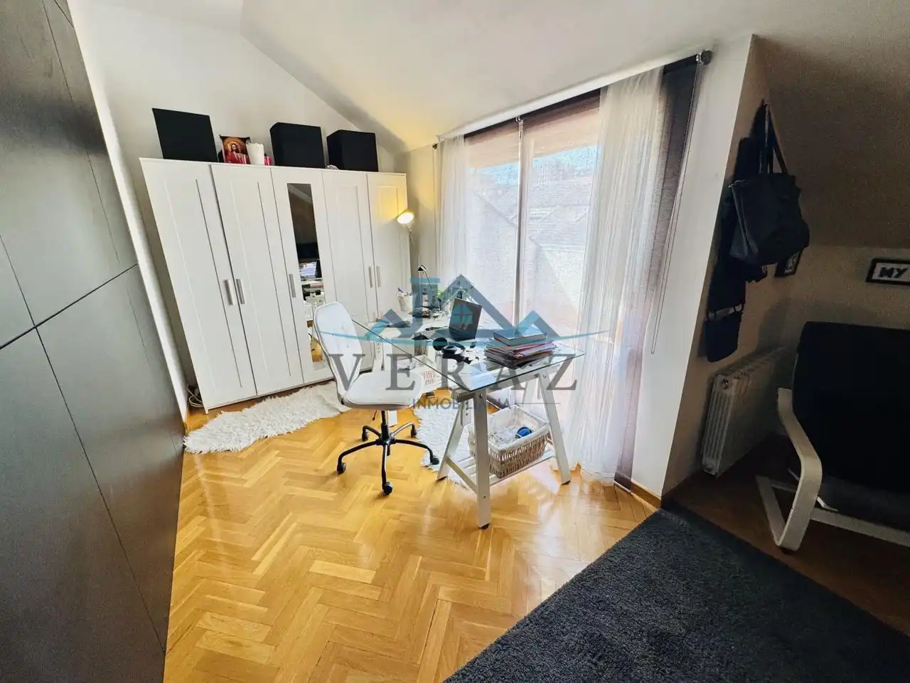 Schlafzimmer von Haus oder Chalet zum Verkauf in Talavera de la Reina mit Klimaanlage, Heizung und Privatgarten