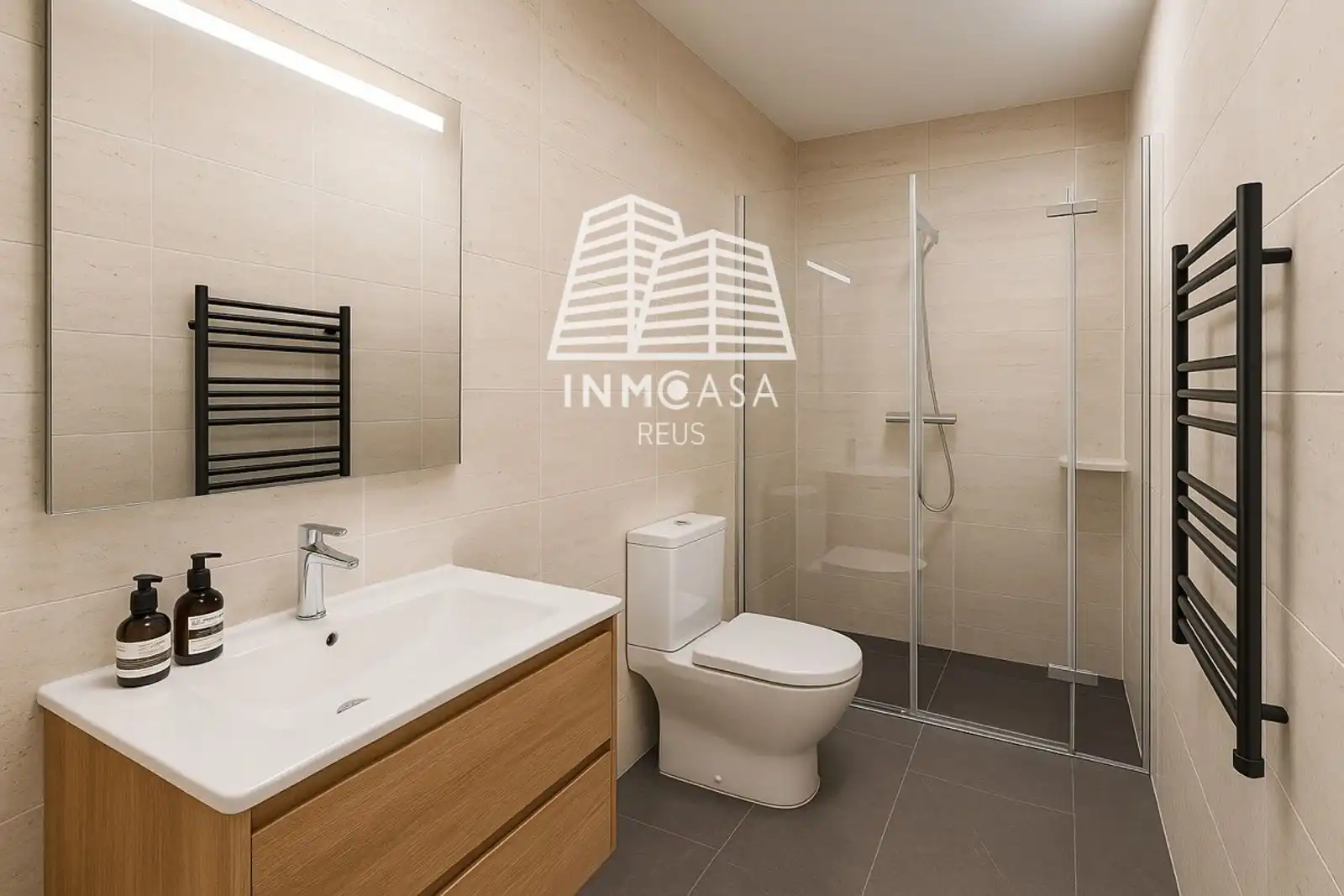 Baño de Edificio en venta en Els Pallaresos, Tarragona