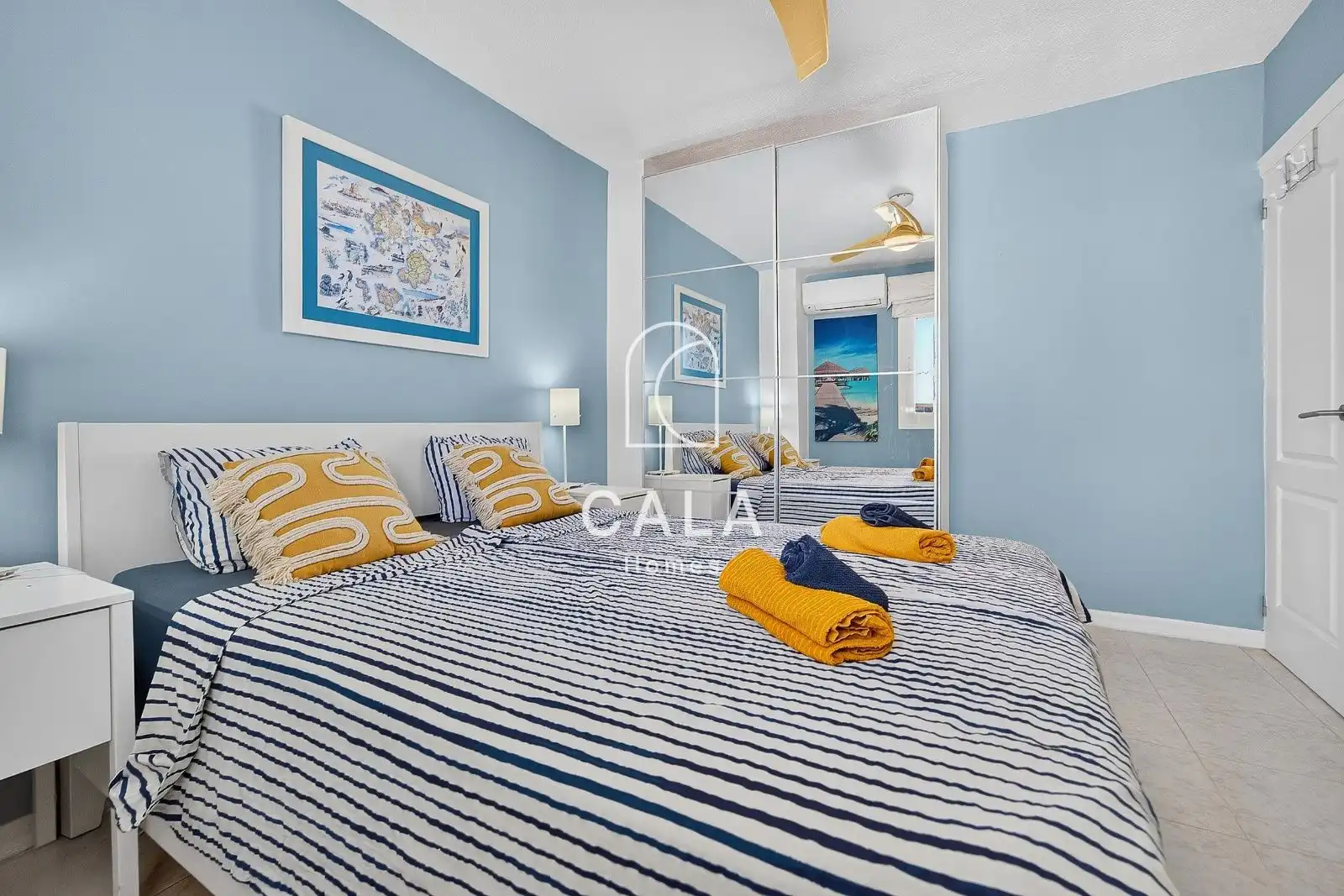 Bedroom of Flat for sale in Arona  with Air Conditioner, Heating and Terrace