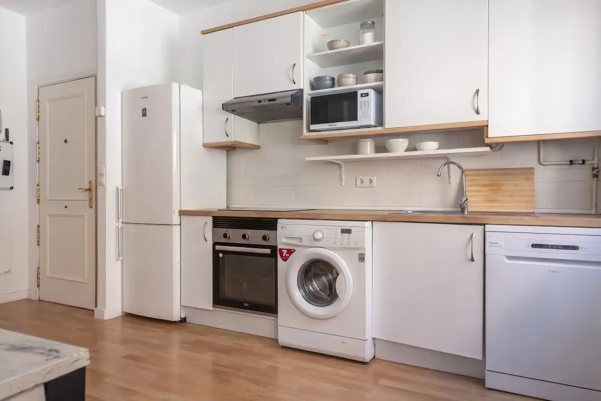 Cuina de Dúplex en venda en Madrid amb Calefacció, Terrassa i Balcó