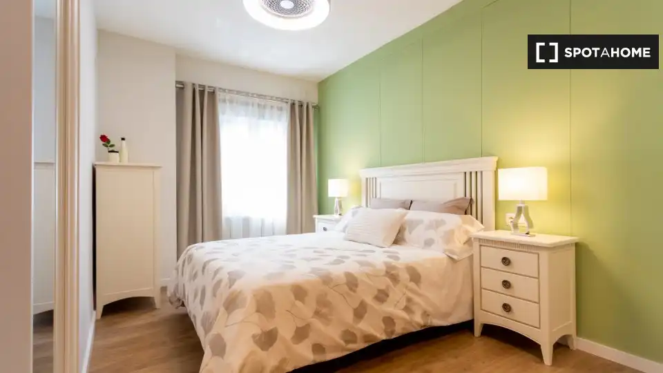 Wohnung zur Miete in Quatre Carreres, imagen 10
