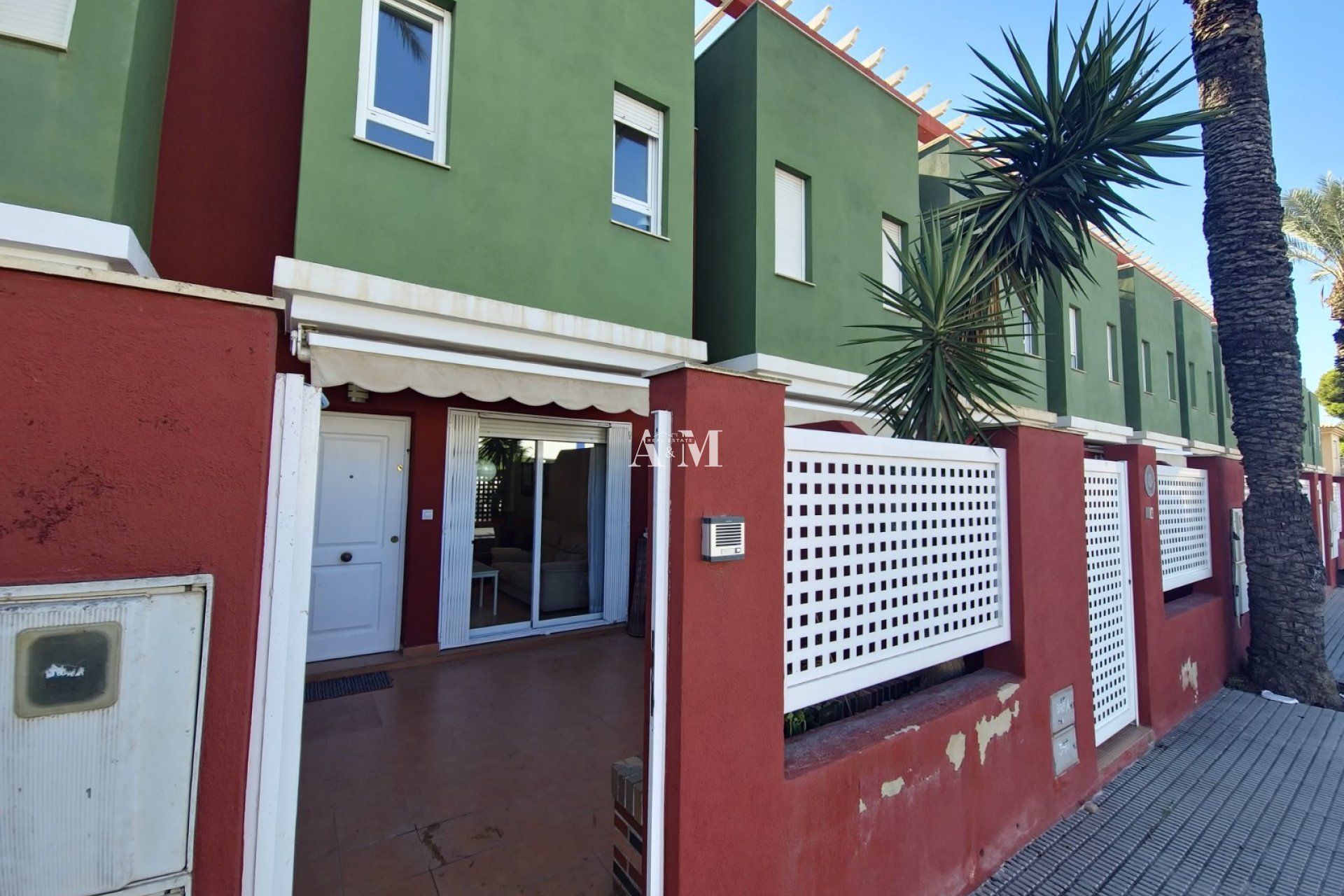 Vista exterior de Casa adosada de lloguer en San Javier amb Aire condicionat, Calefacció i Jardí privat