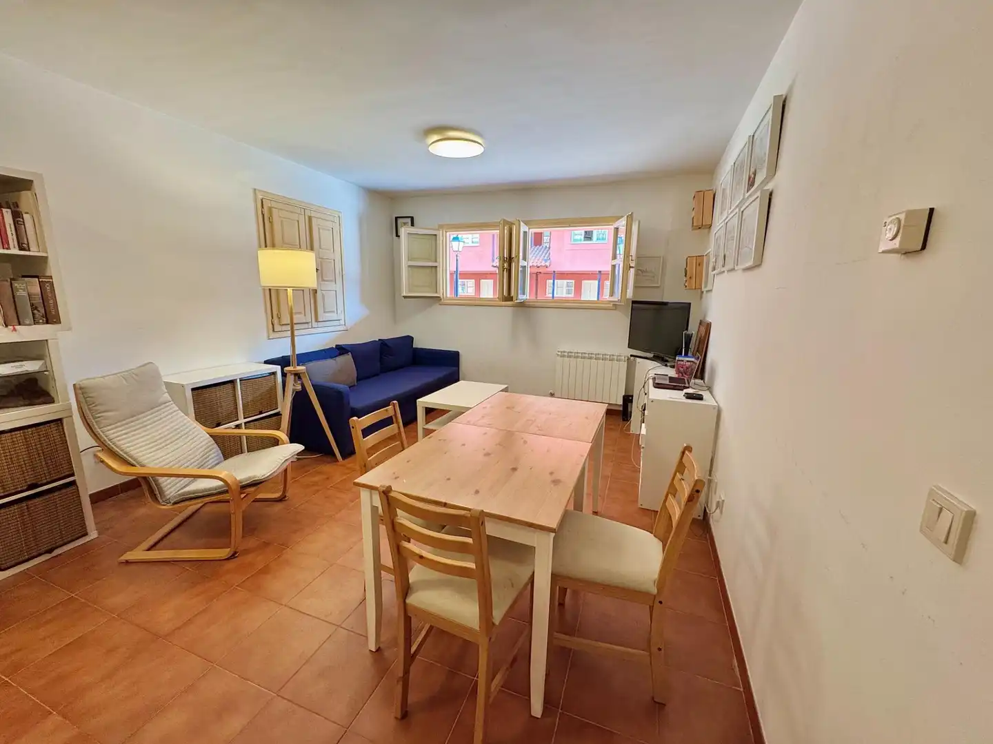 Sala d'estar de Apartament en venda en Comillas (Cantabria) amb Calefacció