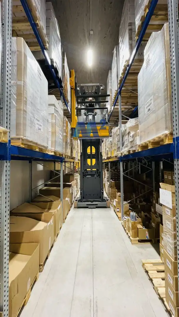 Nave industrial en venta en Alcobendas