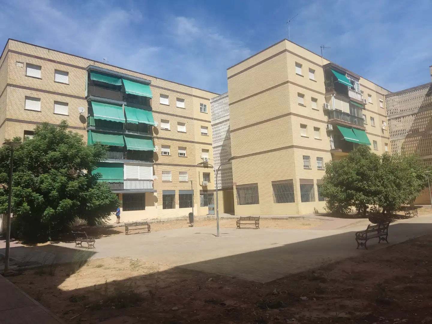 Vista exterior de Pis en venda en Badajoz Capital amb Aire condicionat i Balcó