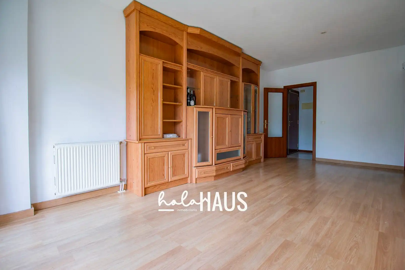 Living room of Flat for sale in Madrid  with Air Conditioner, Heating and Storage room