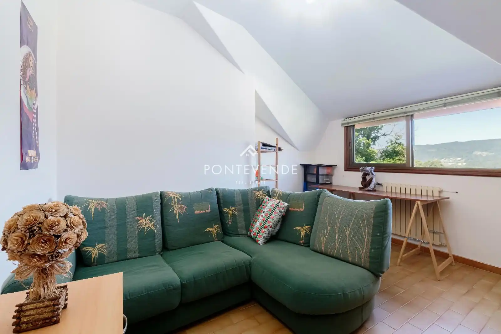 Sala d'estar de Casa o xalet en venda en Poio amb Terrassa