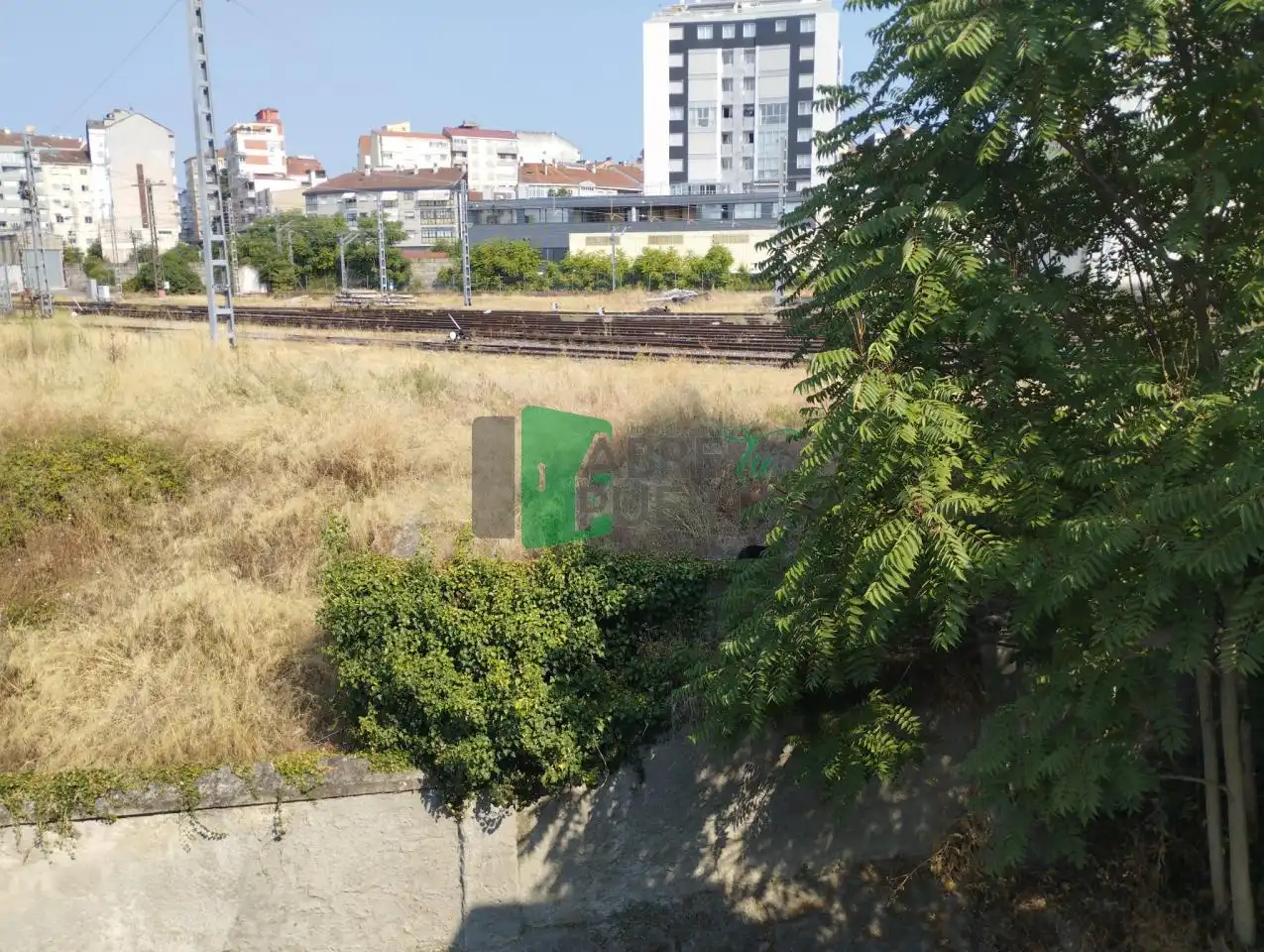 Piso en venta en Ourense Capital  con Calefacción y Amueblado
