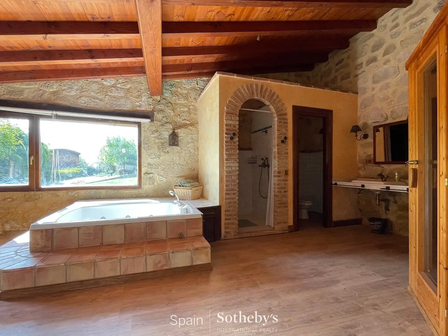 Badezimmer von Residential zum Verkauf in Villalba de Rioja