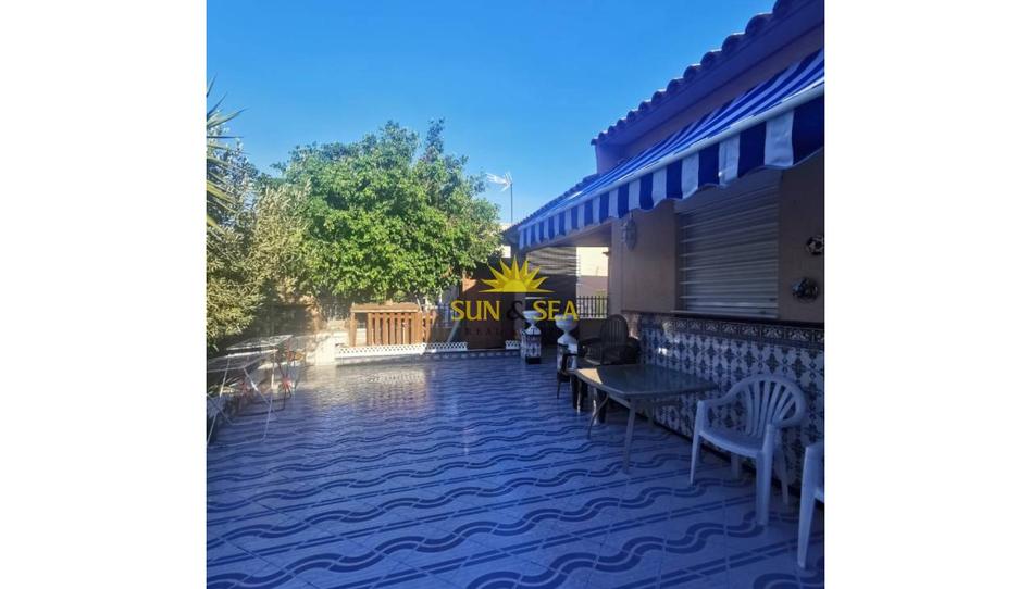 Foto 1 de Casa o xalet de lloguer a Panorama - Sierramar, Alicante