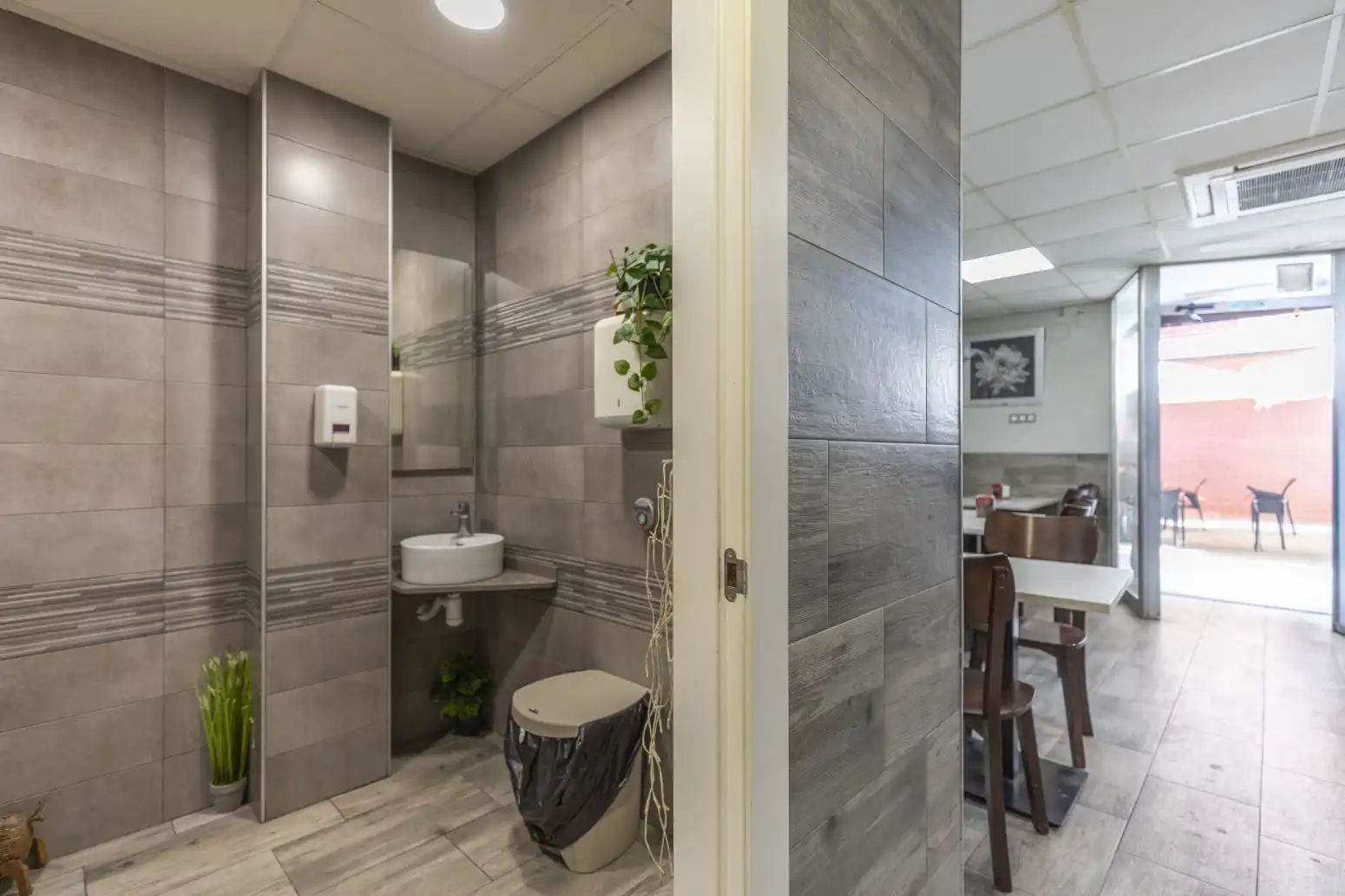 Baño de Local en venta en Museros, Valencia