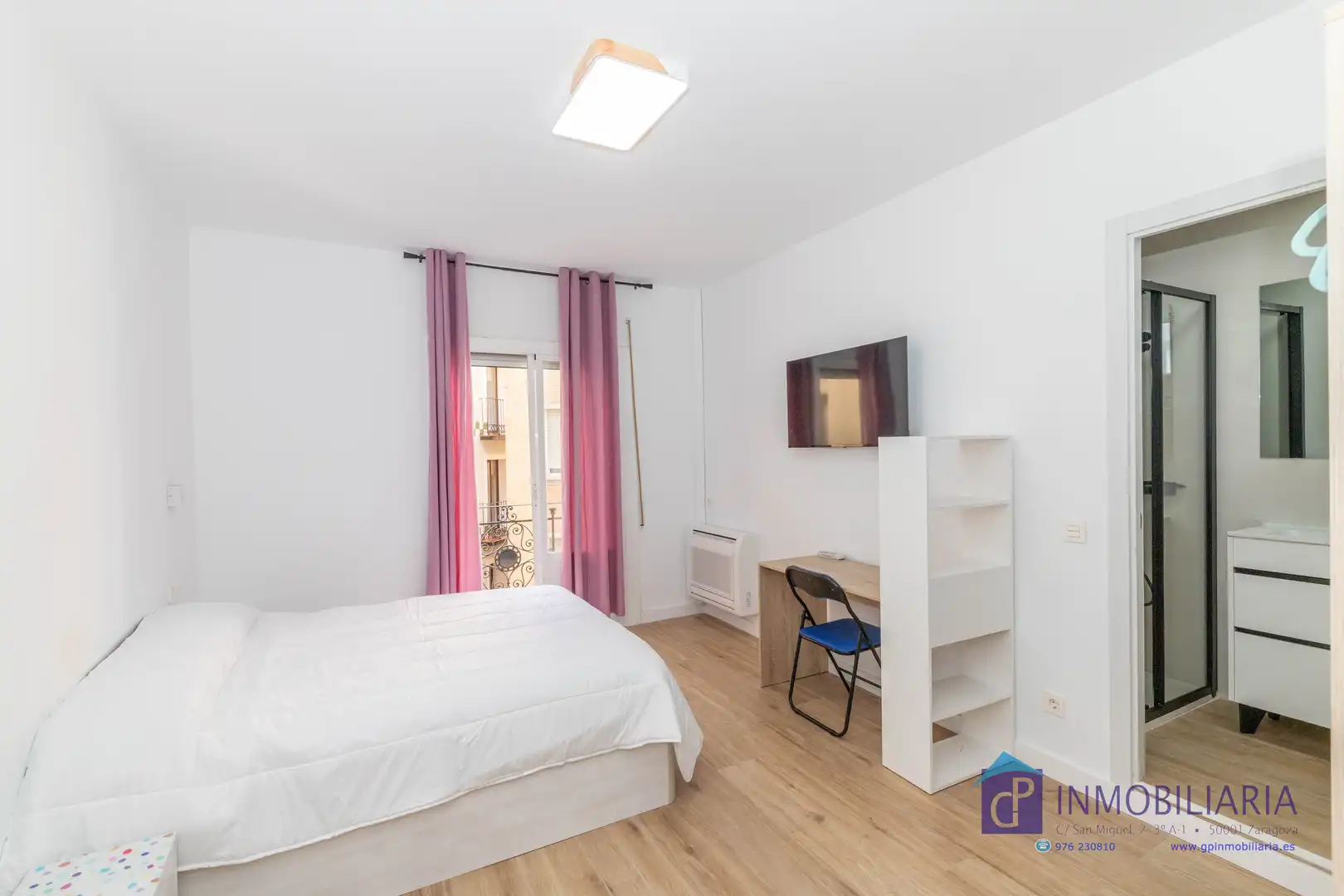 Flat for sale in Calle de Santiago, Alfonso