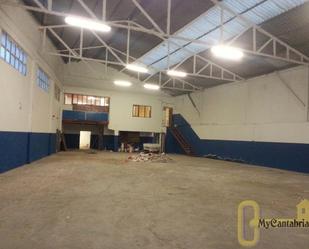 Industrial buildings for sale in Camargo