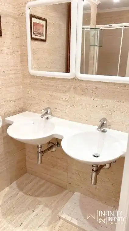 Badezimmer von Wohnung zur Miete in Bilbao  mit Heizung und Abstellraum