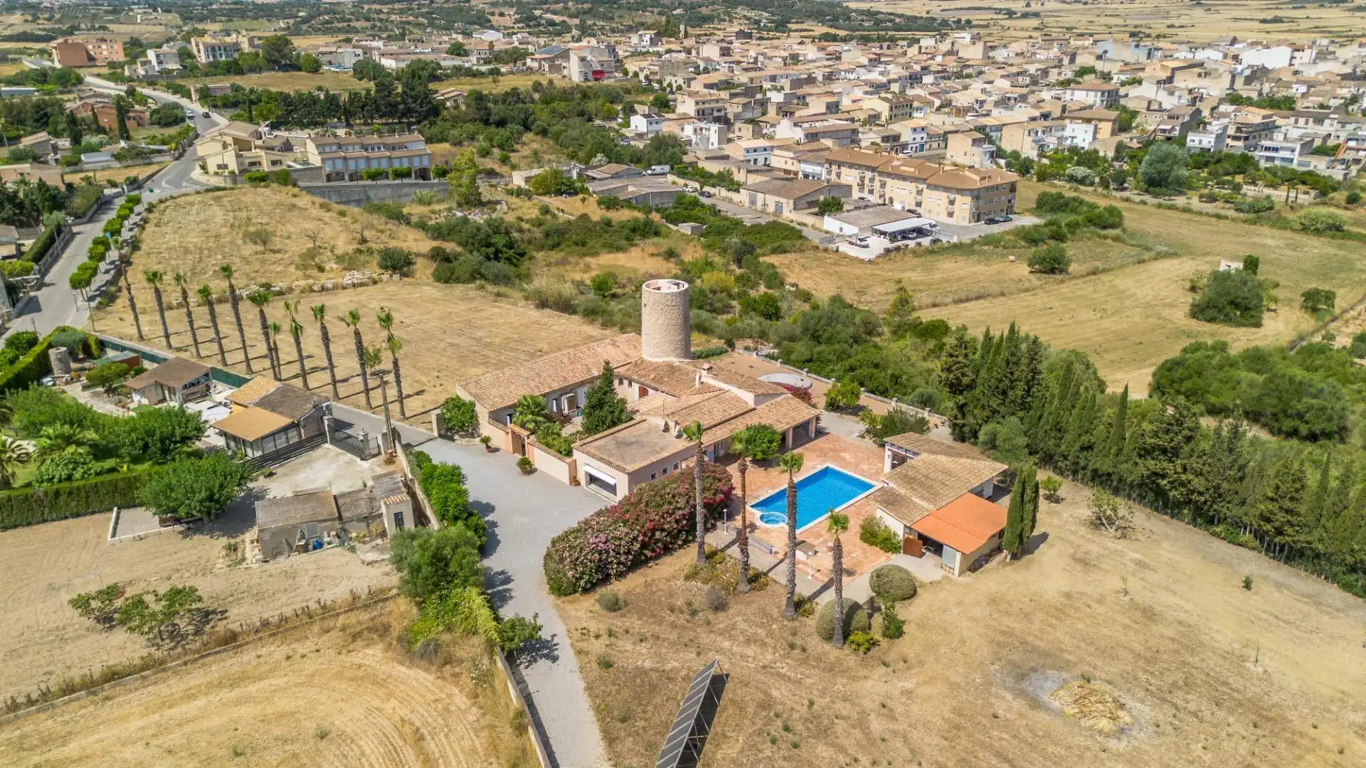 Casa con piscina in vendita a Carrer Església 6, imagen 3