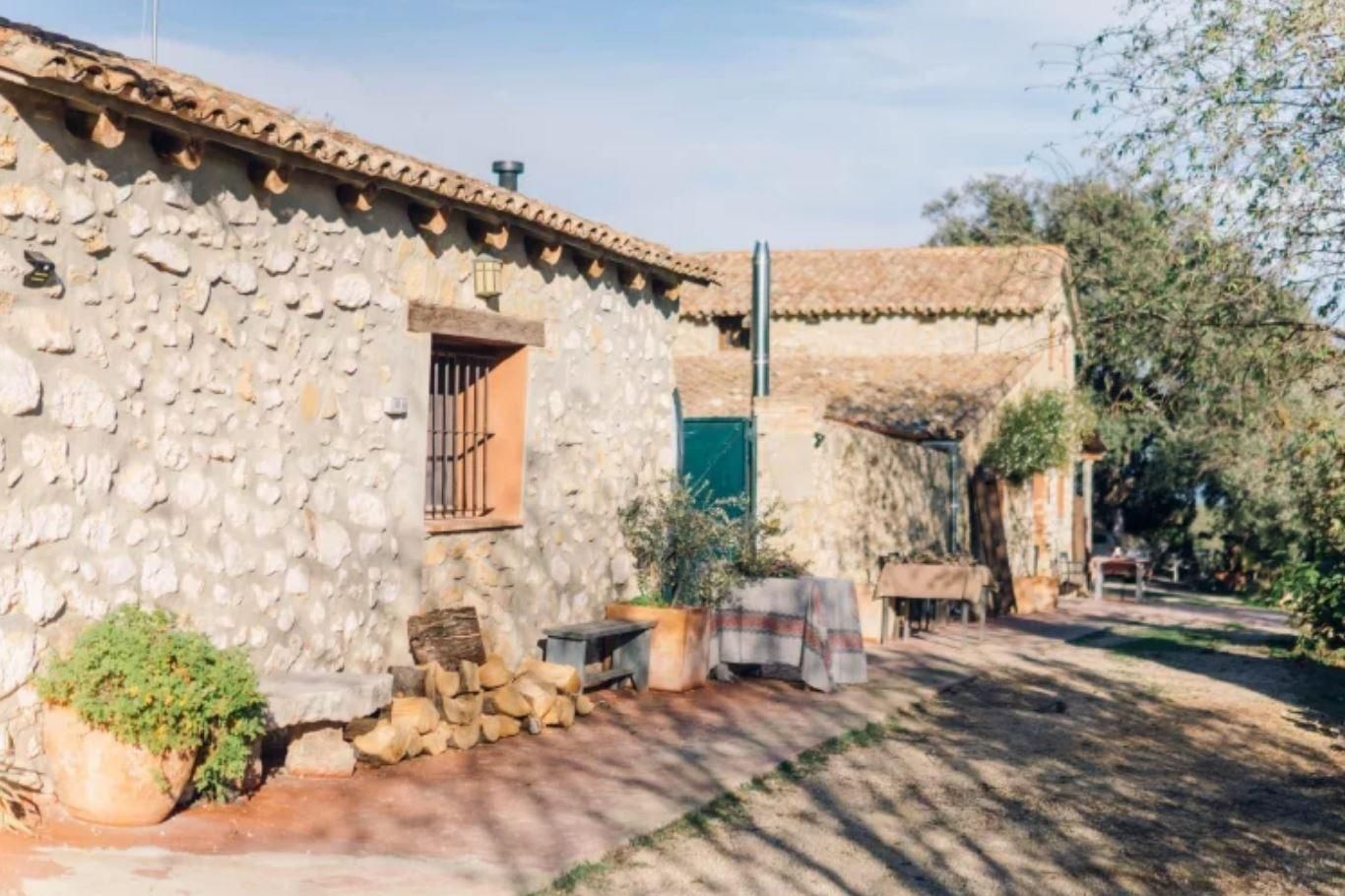 Vista exterior de Finca rústica en venta en Enguera con Calefacción, Jardín privado y Terraza