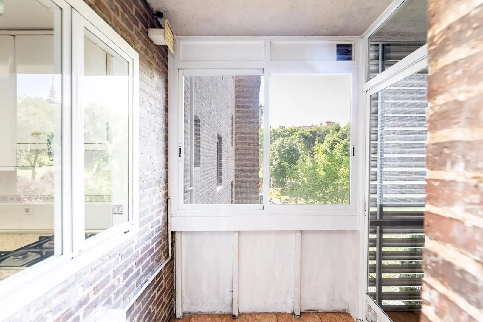 Terraza de Piso de alquiler en Madrid con Parquet